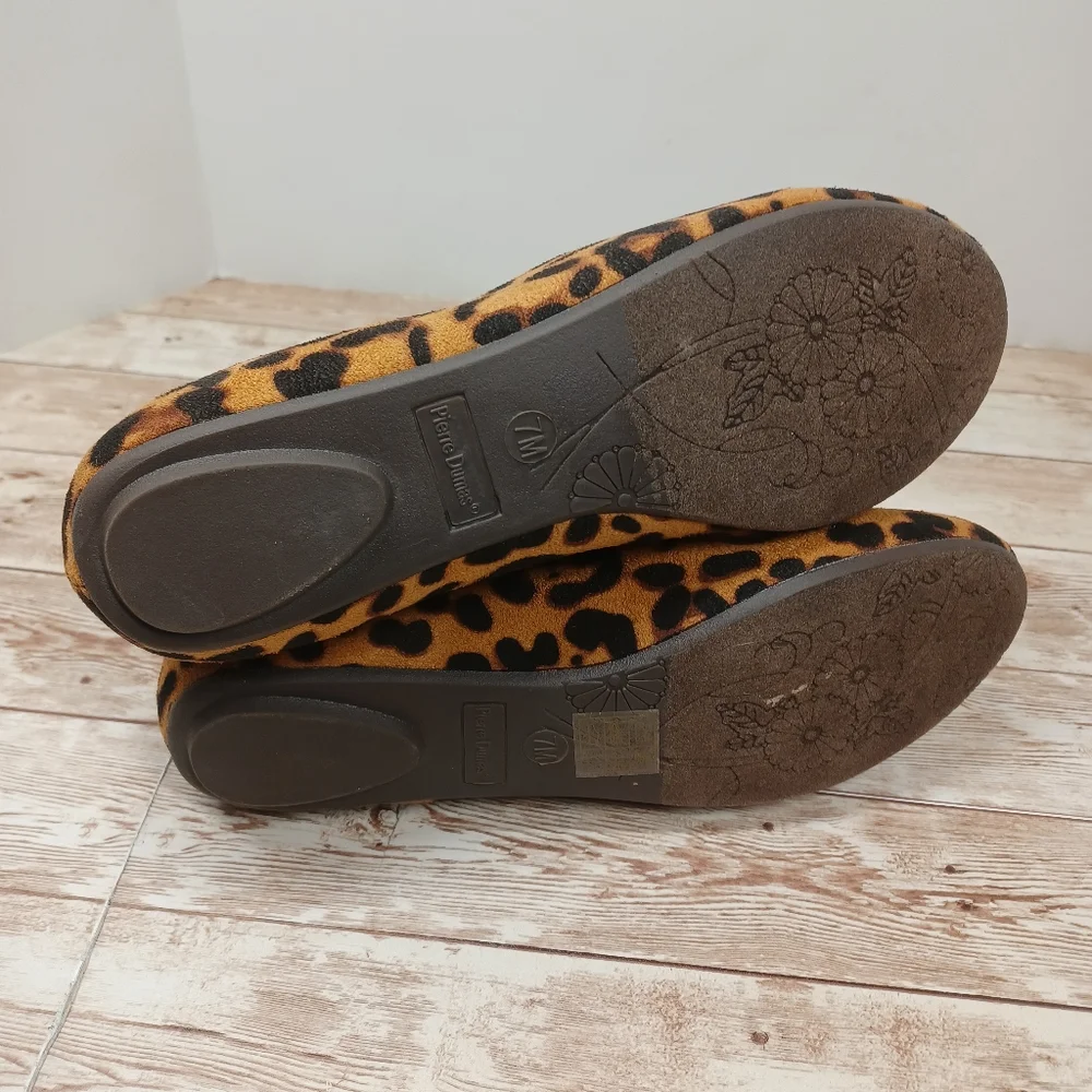 Pierre Dumas Leopard / Cheetah Print Flat Ballet Slipper Shoes Size 7 Tan Black